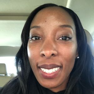 Meet your Posher, Kelli